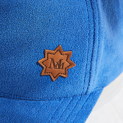Бейсбольная кепка ватки зимы осени приполюсная с заплатой кожи логотипа Debossed