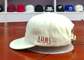 Подгонянный плоский стандарт 58-60км бейсбольных кепок хлопка логотипа вышивки для взрослого