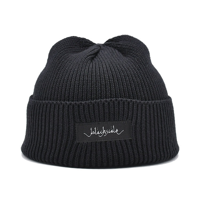 Unisex 54cm вышитые шляпы зимы прикрывают изготовленным на заказ Beanie Cuffed ярлыком простой связанный