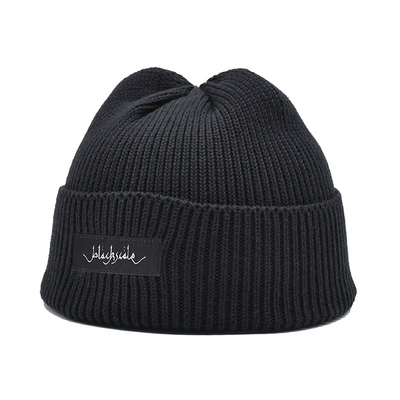 Unisex 54cm вышитые шляпы зимы прикрывают изготовленным на заказ Beanie Cuffed ярлыком простой связанный