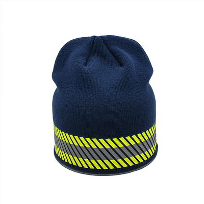 Изготовленный на заказ полиэстер логотипа вяжет шляпы Beanie для случайной окружности случаев 58CM