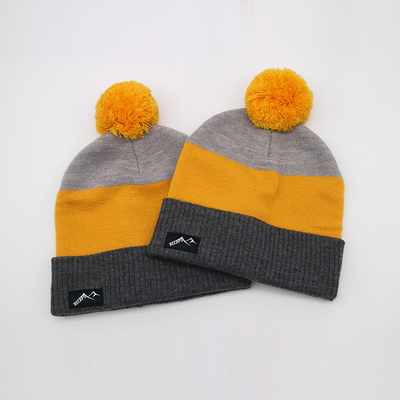 Легковес 58CM вяжет шляпы Beanie на сезон зимы в черном сером желтом цвете